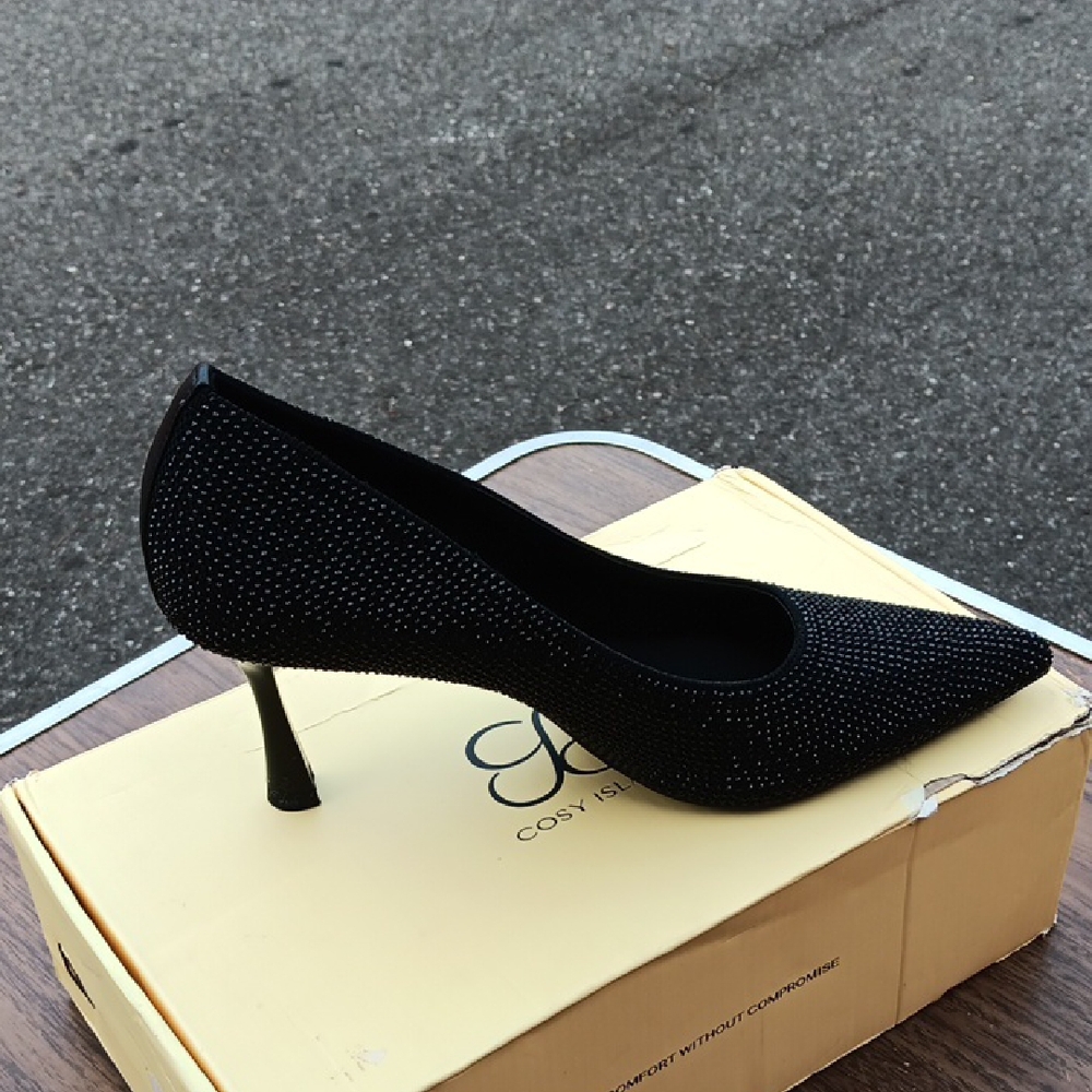Elegant Black Stiletto Heels